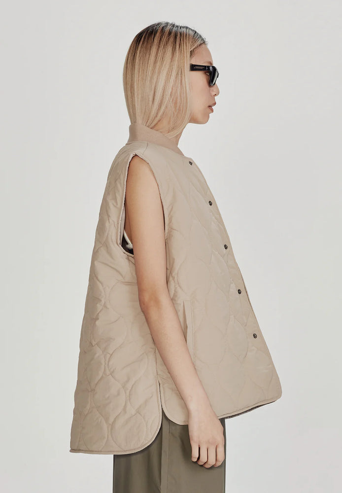 Womens Quilted Vest - Buttermilk