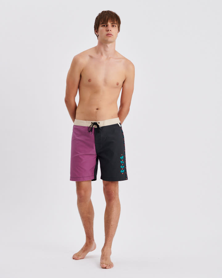 Boneyard 18" Boardshort - Black