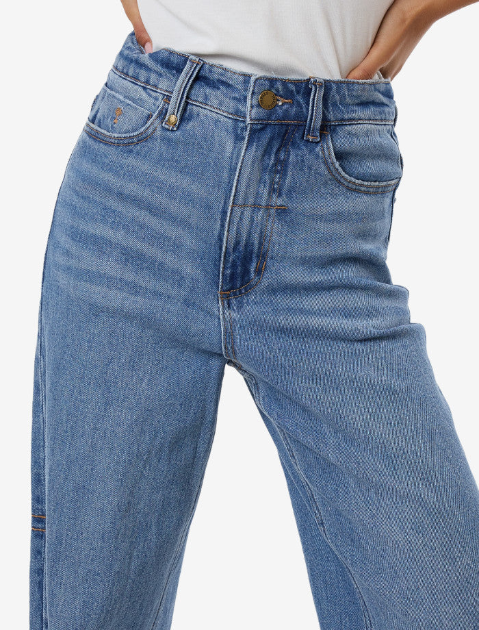 Holly Stretch Jean - Dark Dust Blue