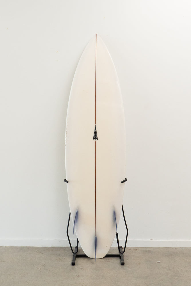 6'2 Handshape Thruster