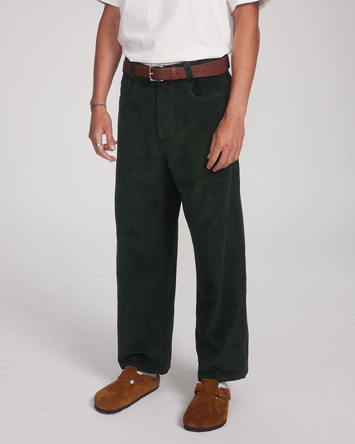 
            
                Load image into Gallery viewer, Peaty Cord 5 PKT Pant- Green
            
        