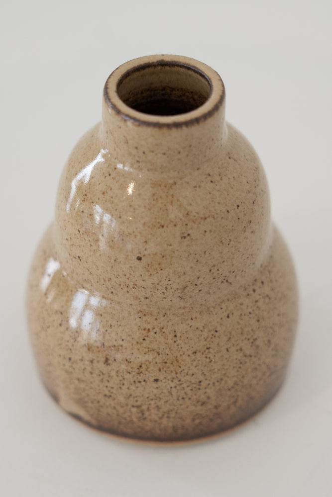 
            
                Load image into Gallery viewer, Bud Vase - Honey
            
        