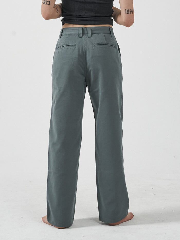 
            
                Load image into Gallery viewer, Lax Low Slung Pant - Scrubs Green
            
        