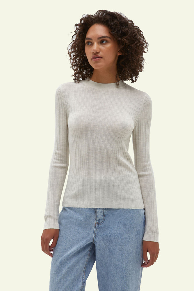 
            
                Load image into Gallery viewer, Mia Long Sleeve Knit - Cream
            
        