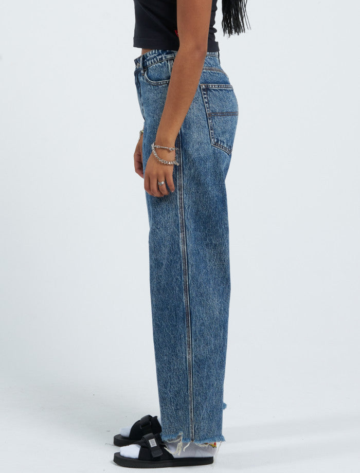 Rest Stop Sloucher Jean- Indigo Acid