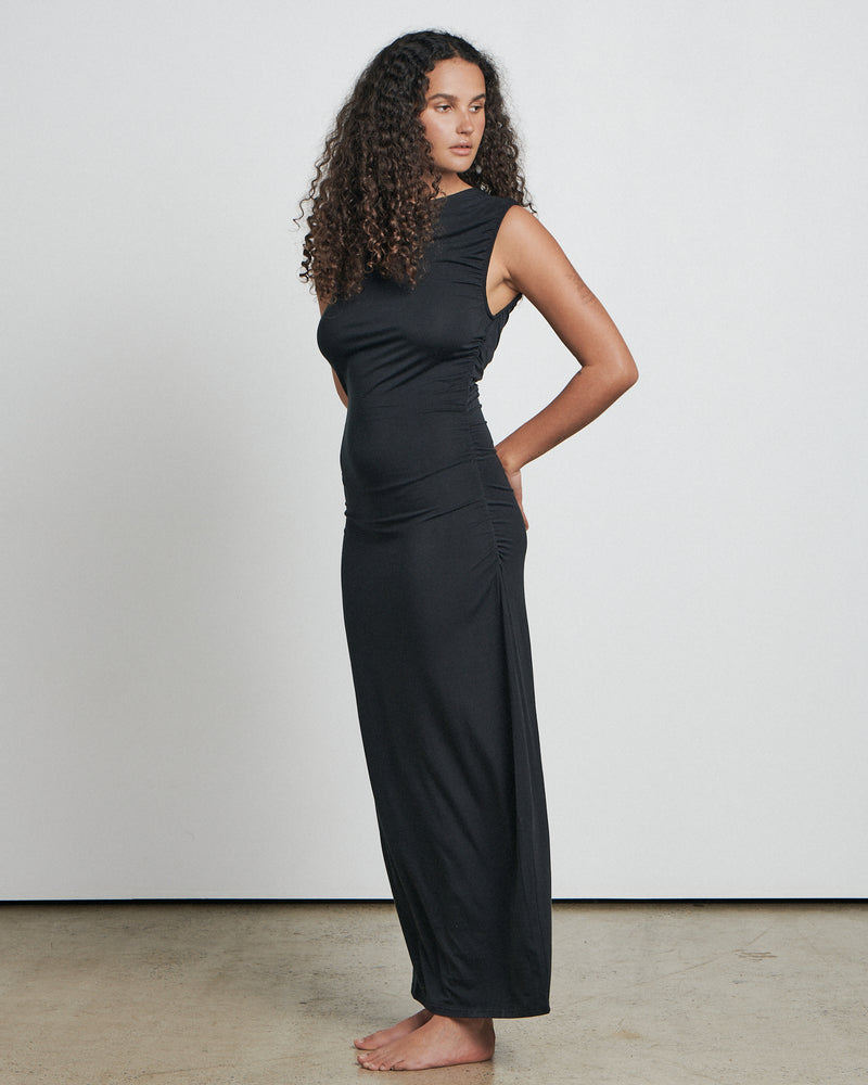 
            
                Load image into Gallery viewer, The Fitted Midi Dress- Black
            
        
